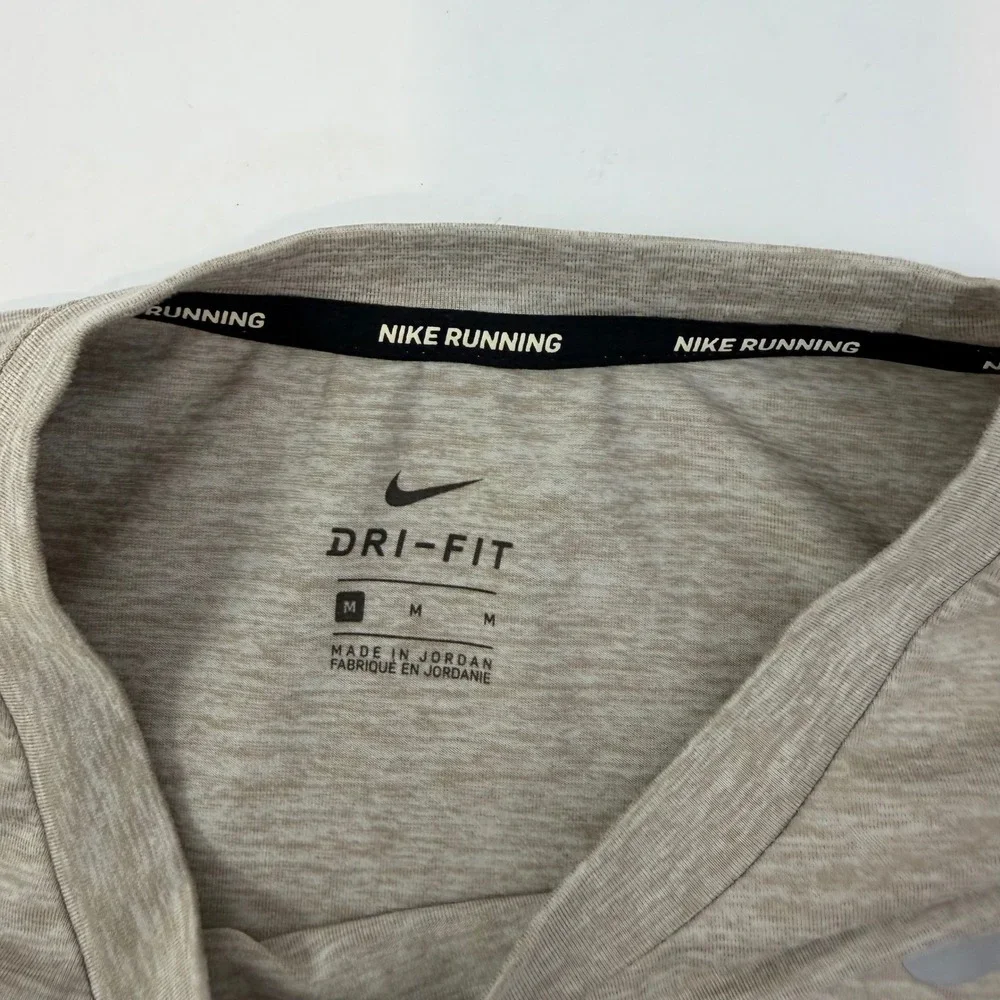 Nike Running Top Women Medium Oatmeal Heather Dri-FIT Long Sleeve Shirt
